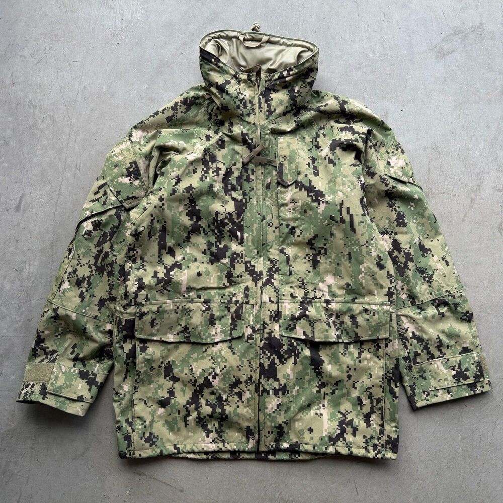 US Navy Jacket Small Type III Working Parka ECWCS NWU AOR2 Digital Camo Military